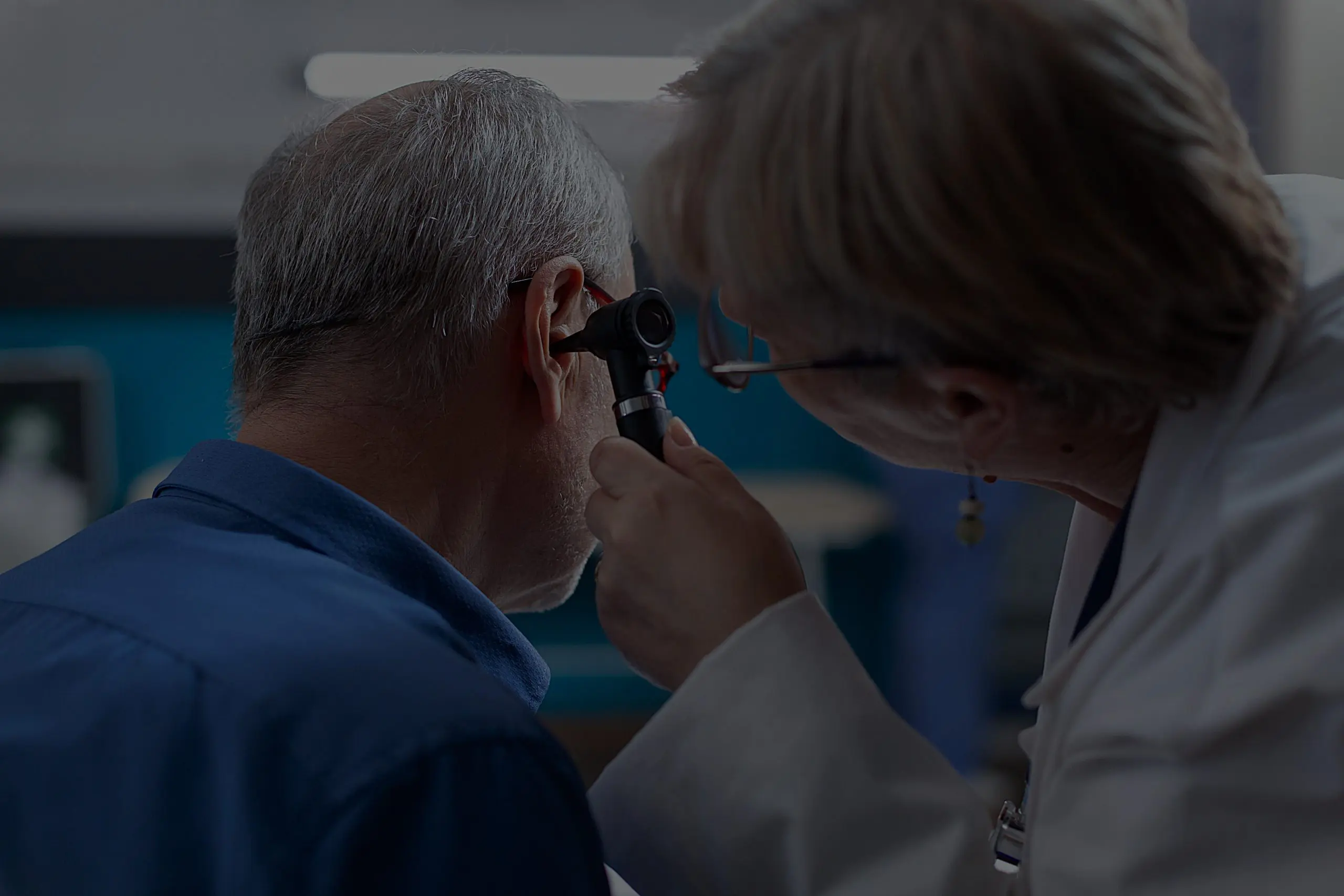 2020 Hearing Centre homepage banner with clinic branding