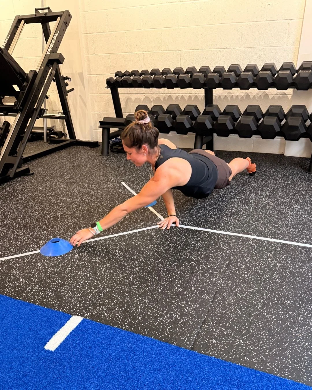 Athletic female shoulder test