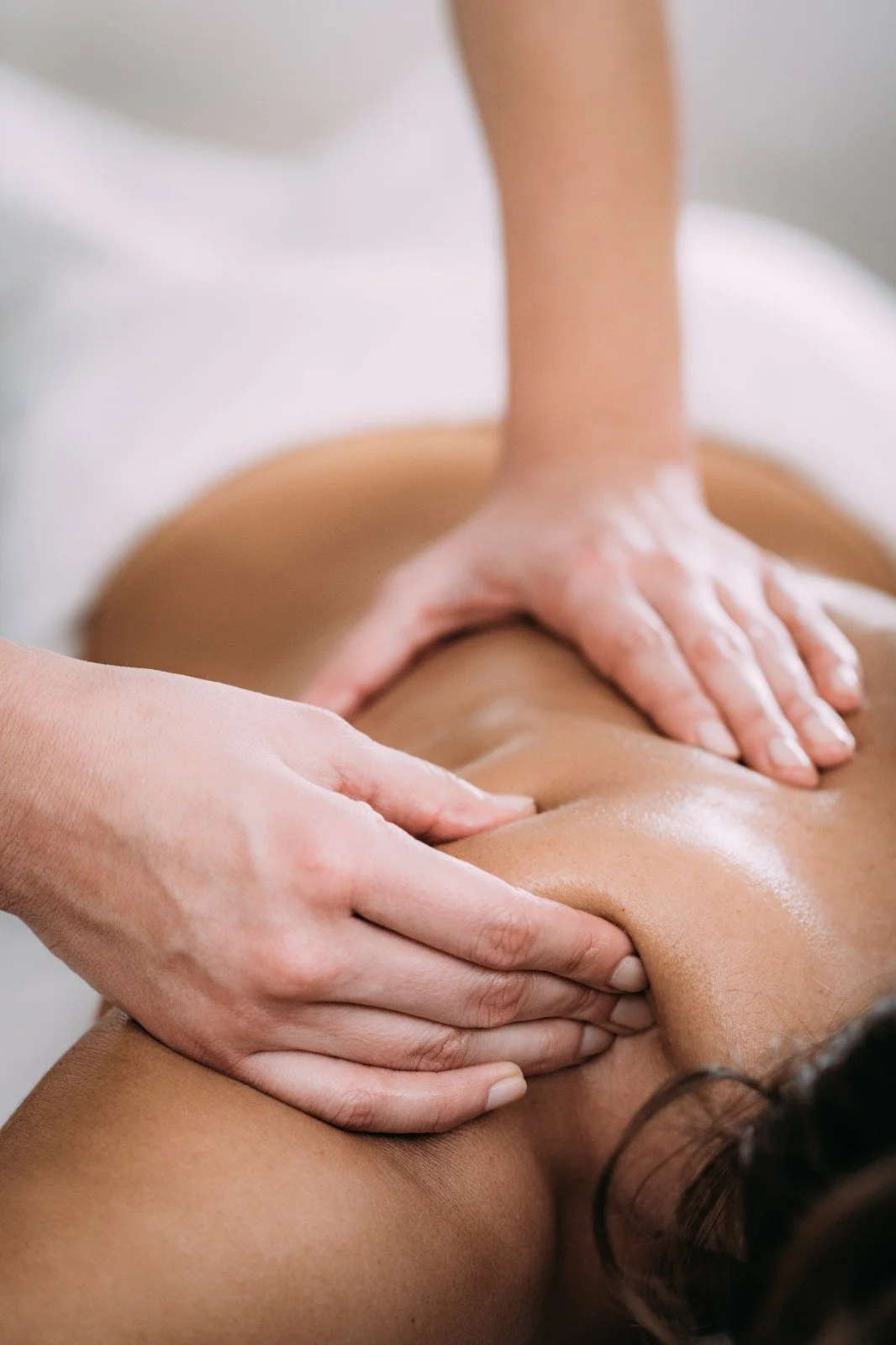 Deep tissue massage therapy