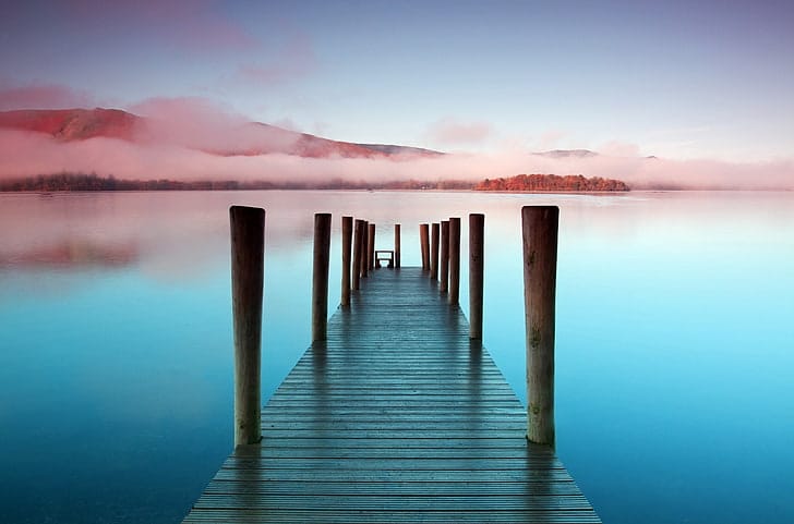 Sea pontoon scenic image