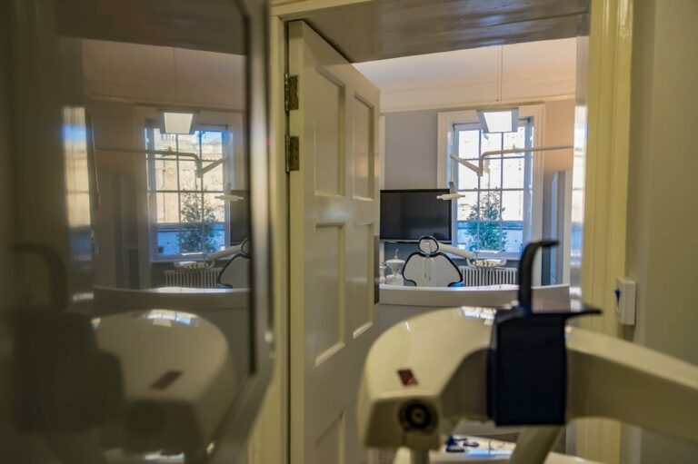Treatment / consultation room