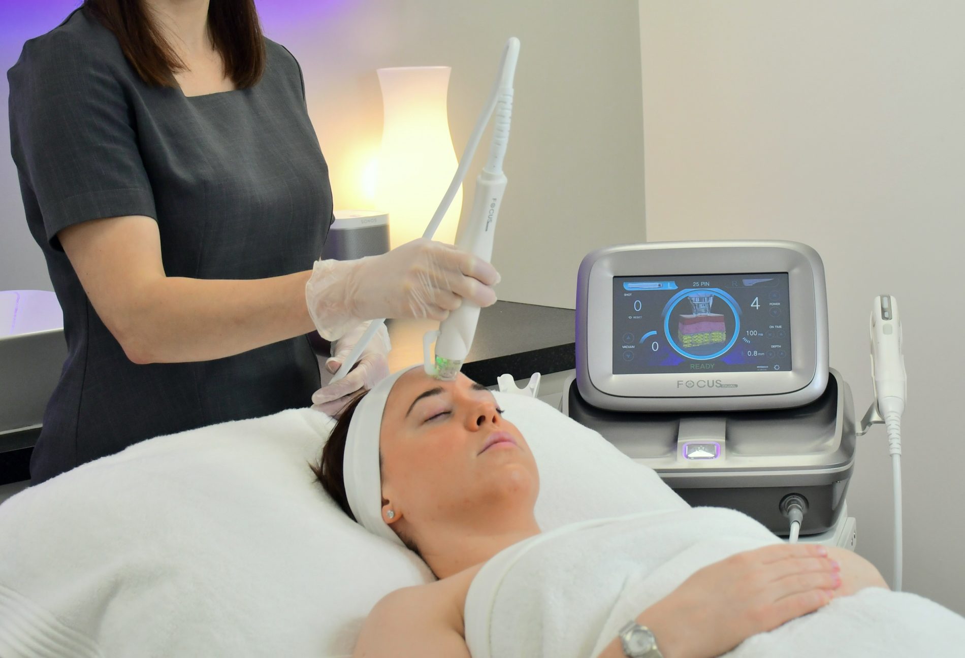 Radiofrequency Microneedling treatment