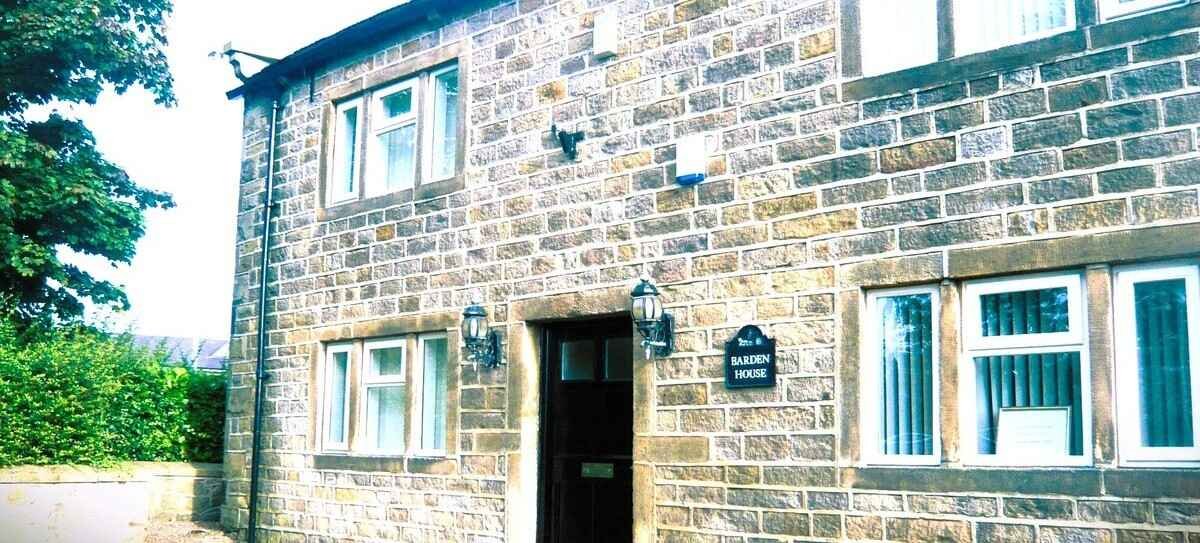 Barden House, The Wharfedale Clinic exterior with entrance and parking