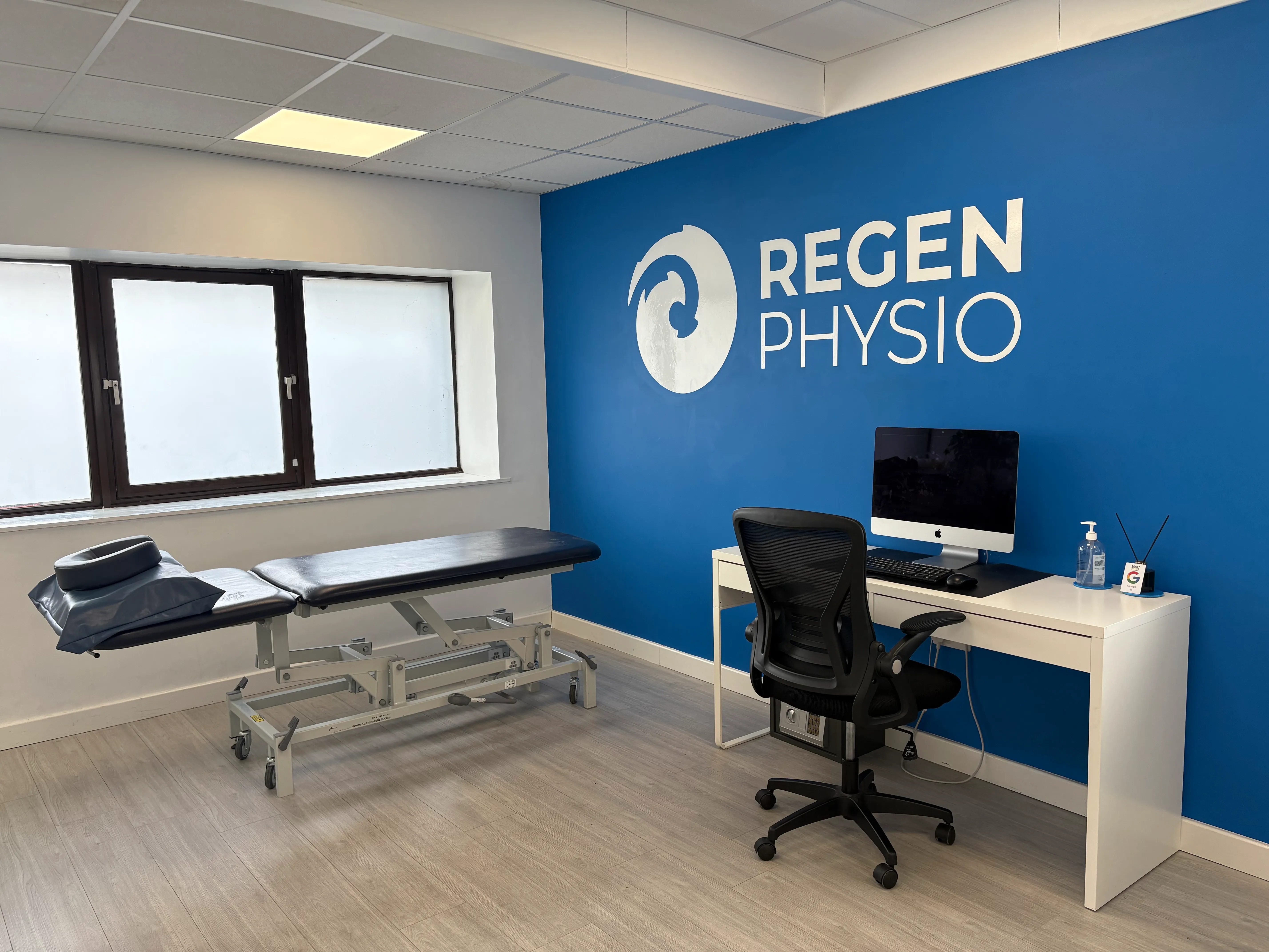 Regen Physio clinic equipment and treatment space