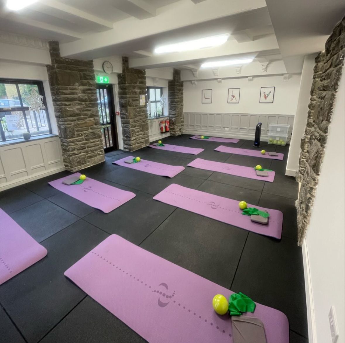 Winterbourne clinic treatment room set-up