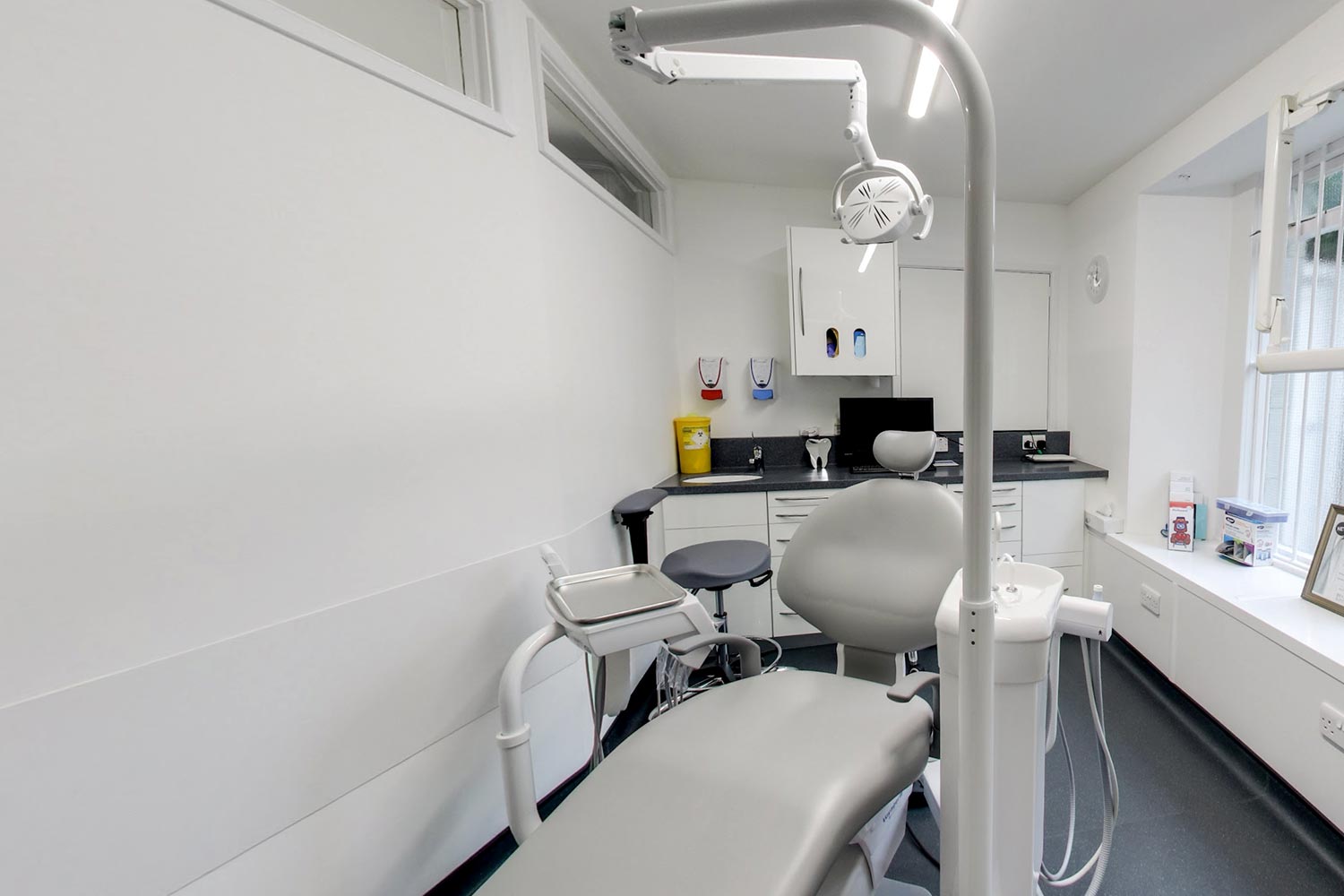 Dental treatment room